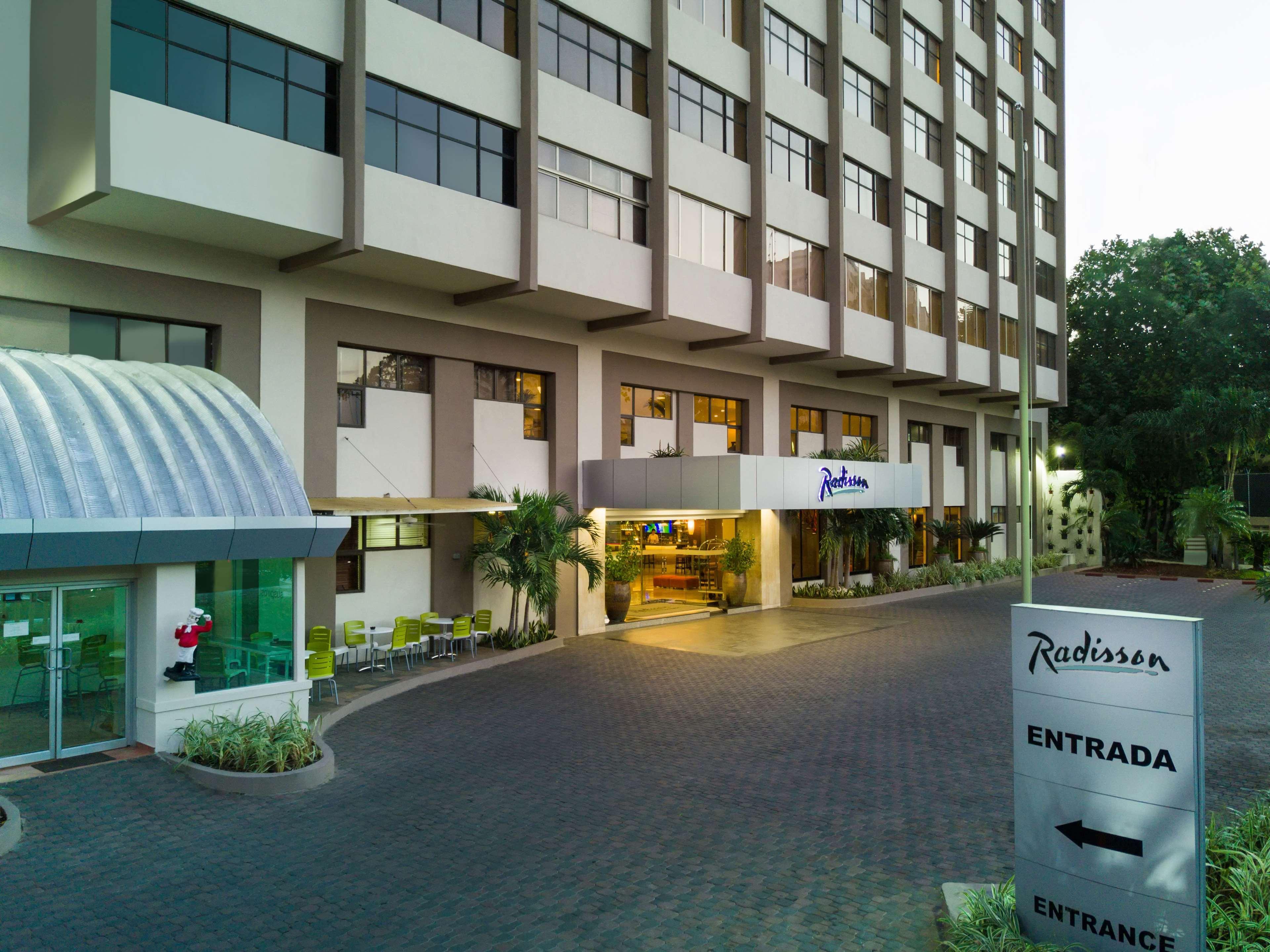 Radisson Hotel Santo Domingo Exterior foto